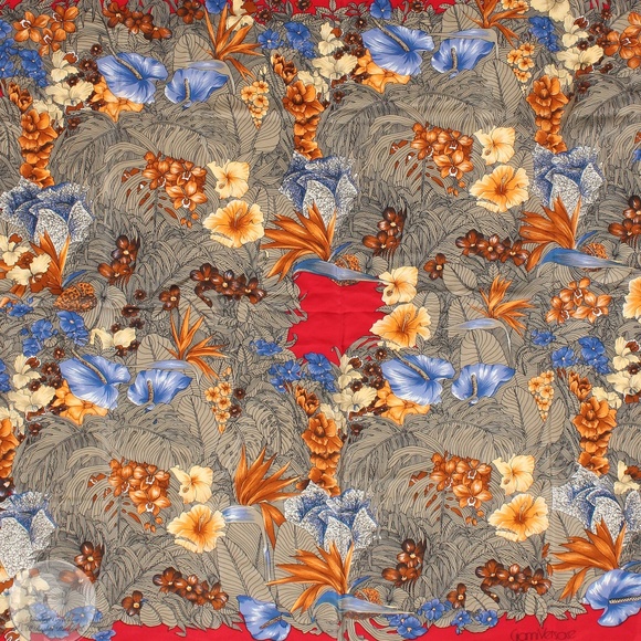 Versace Scarf Shawl Red Silk Bold Abstract Floral Print Large 35in Vintage 1990s - Picture 5 of 14